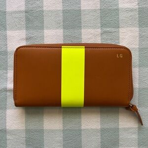 Clare V. Zip wallet Cuoio w/ Neon Yellow stripe NWT